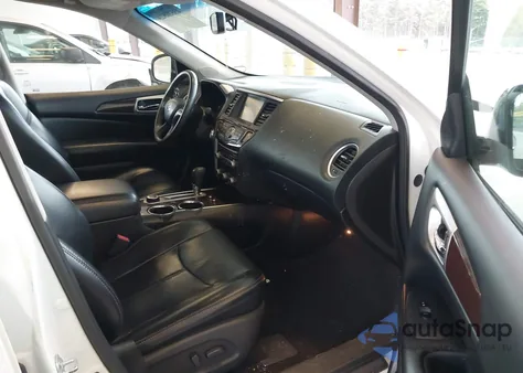 2014 Nissan Pathfinder Platinum z USA, uszkodzony, nr VIN 5N1AR2MM2EC723952